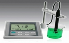  在進(jìn)行pH測(cè)試時(shí)，探頭與儀器設(shè)置應(yīng)注意哪些問題？